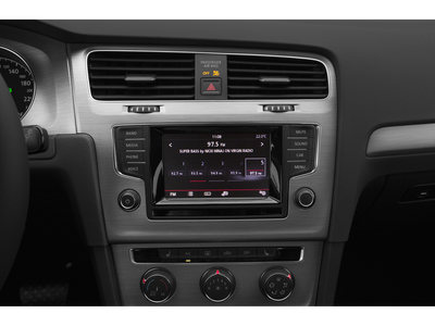 2015 Volkswagen Golf Base