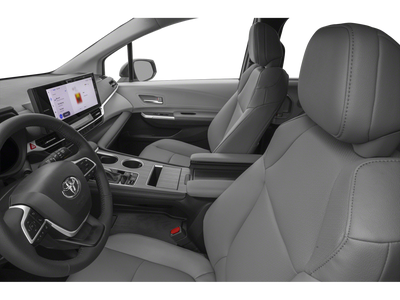 2025 Toyota Sienna XLE 8 Passenger