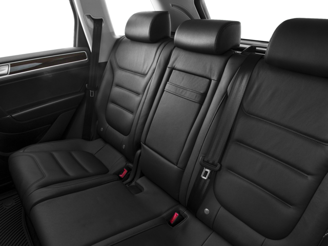 2016 Volkswagen Touareg V6 TDI Lux