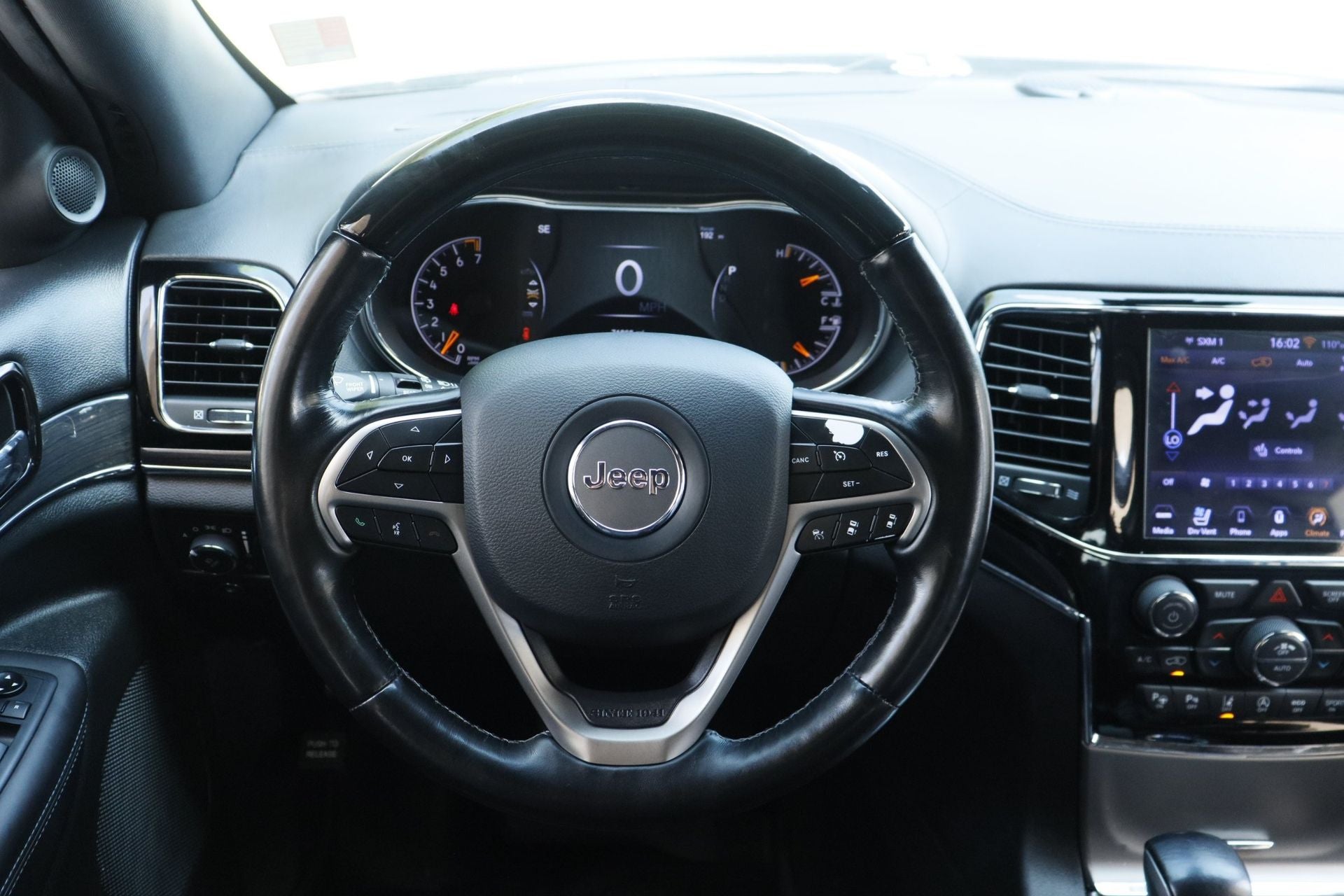 2020 Jeep Grand Cherokee Overland