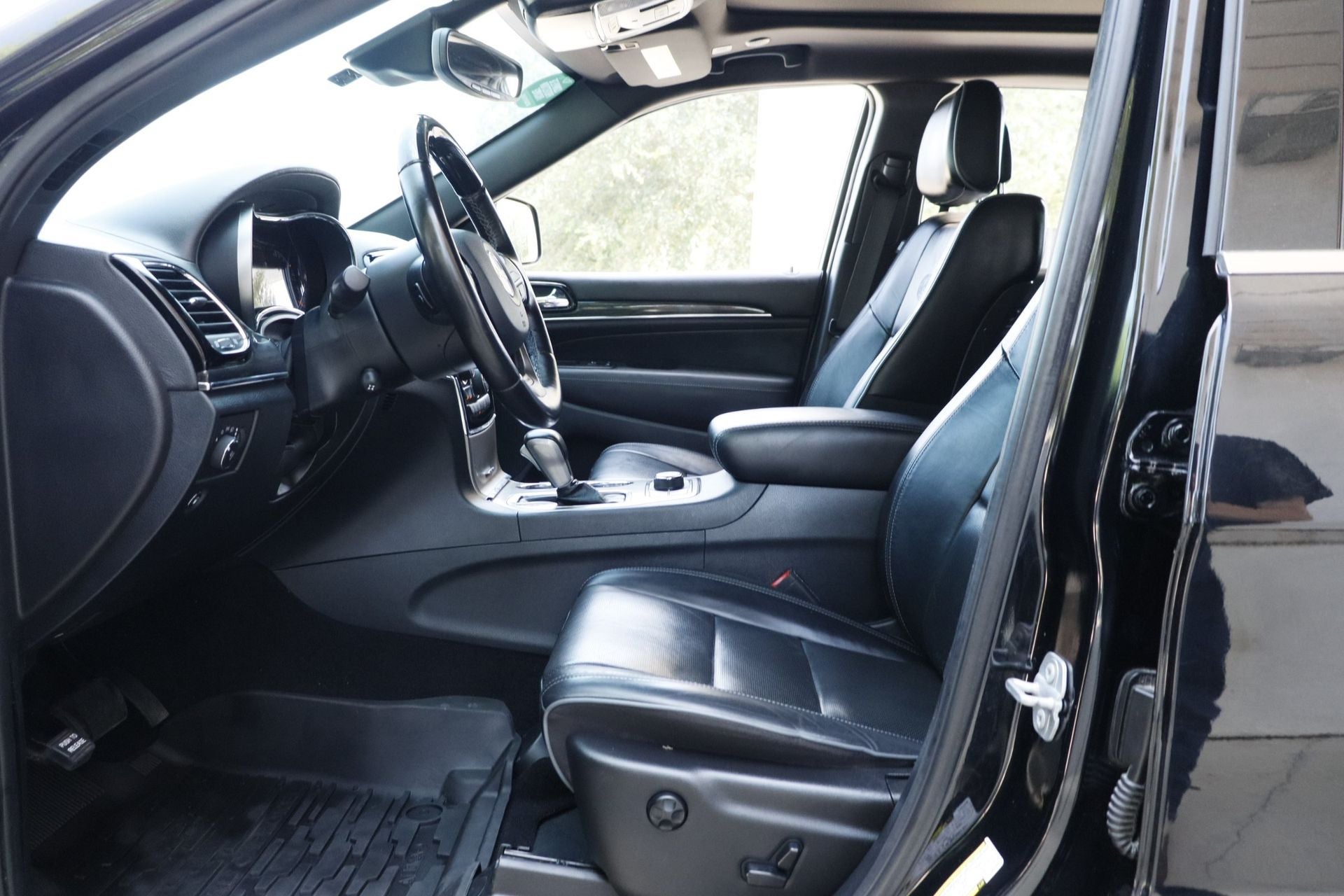 2020 Jeep Grand Cherokee Overland