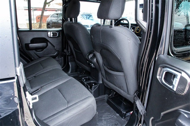 2022 Jeep Gladiator Willys