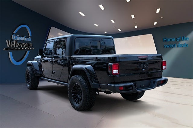 2022 Jeep Gladiator Willys