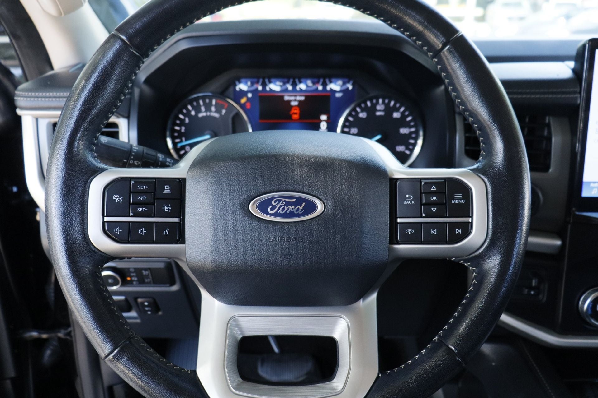 2023 Ford Expedition XLT