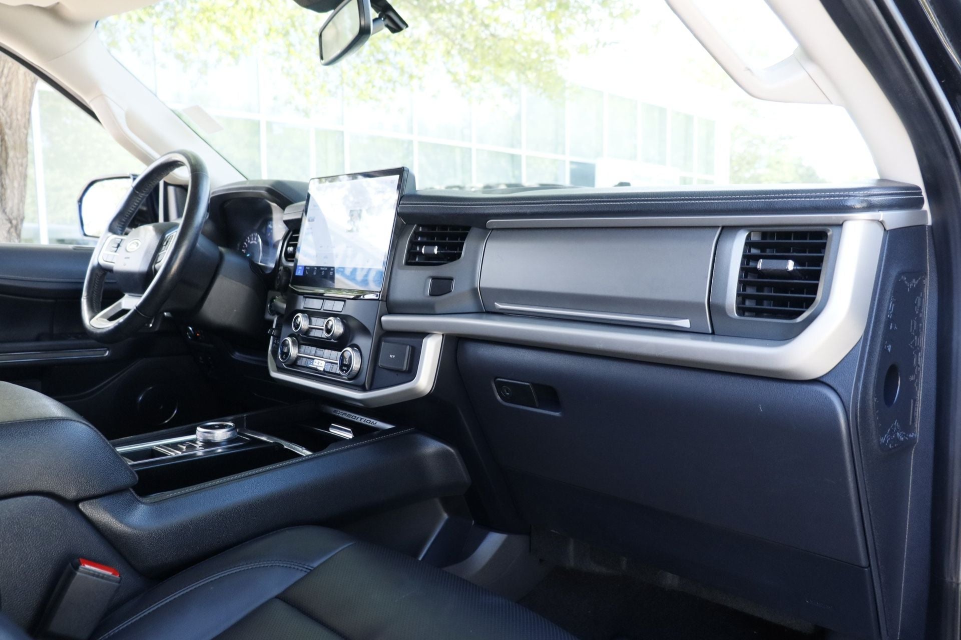 2023 Ford Expedition XLT