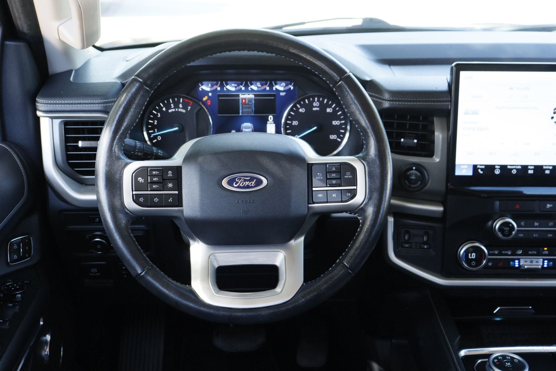 2023 Ford Expedition XLT