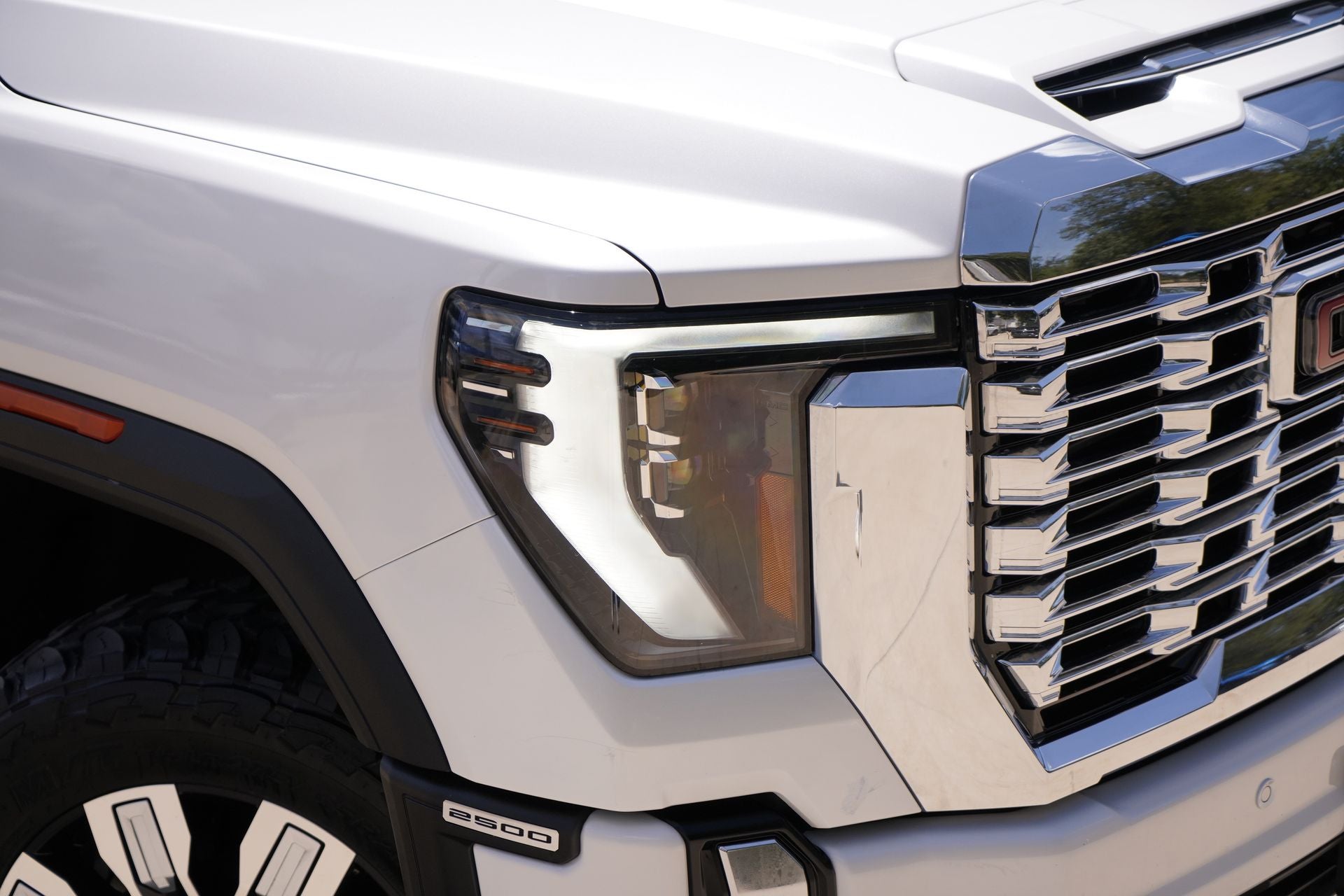 2024 GMC Sierra 2500HD Denali