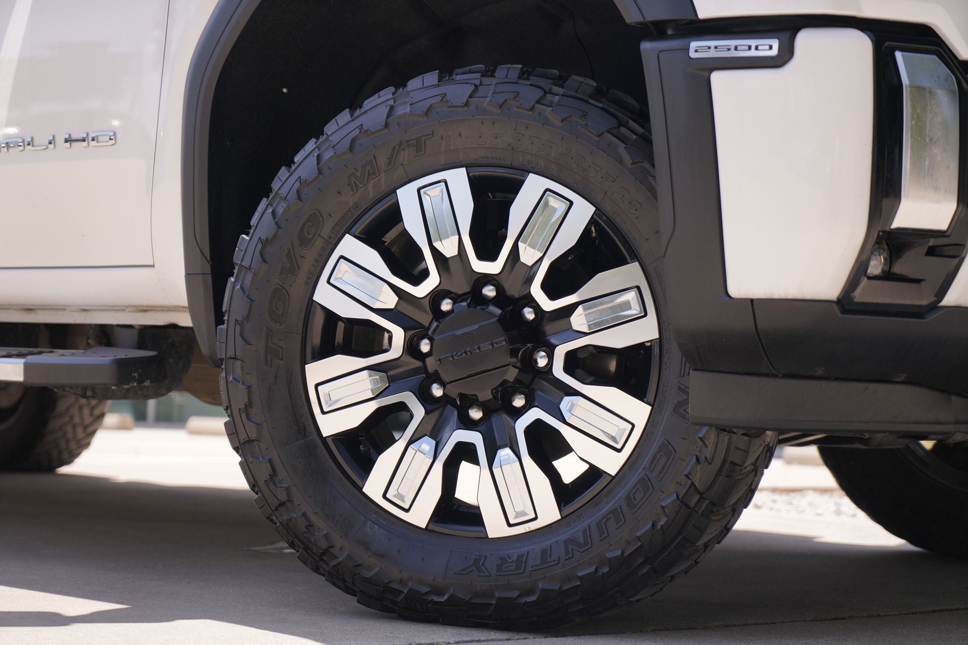 2024 GMC Sierra 2500HD Denali