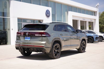 2026 Volkswagen Atlas Cross Sport 2.0T SEL R-Line Black