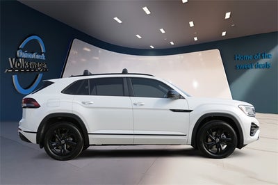 2026 Volkswagen Atlas Cross Sport 2.0T SEL R-Line Black