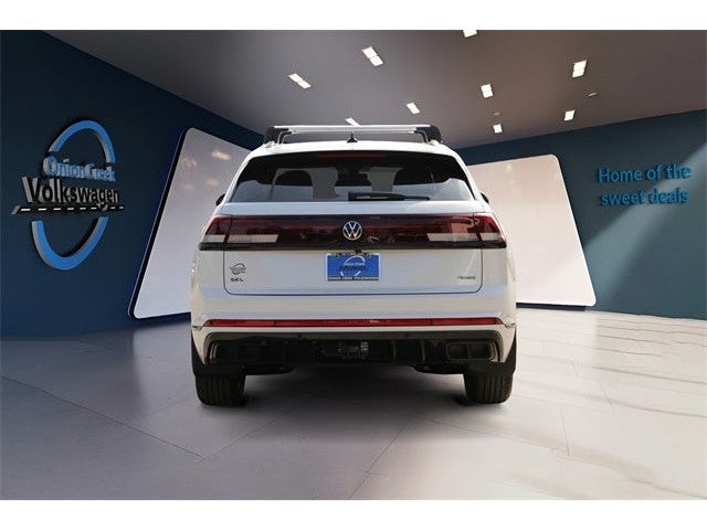 2026 Volkswagen Atlas Cross Sport 2.0T SEL R-Line Black