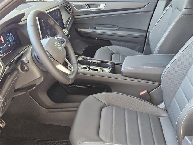 2024 Volkswagen Atlas Cross Sport 2.0T SEL R-Line