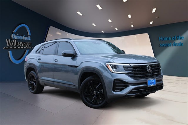 2025 Volkswagen Atlas Cross Sport 2.0T SEL R-Line Black