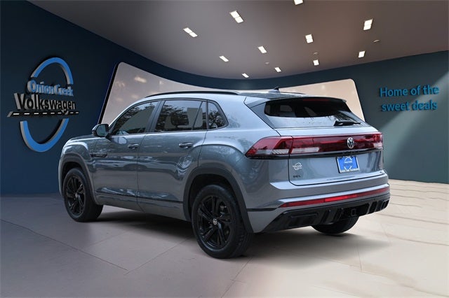 2025 Volkswagen Atlas Cross Sport 2.0T SEL R-Line Black