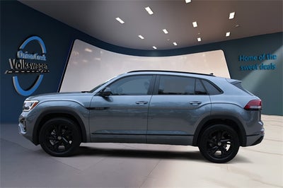 2025 Volkswagen Atlas Cross Sport 2.0T SEL R-Line Black