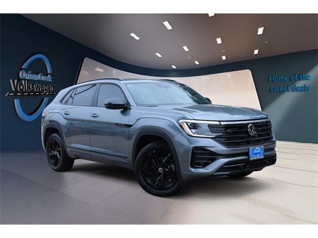 2025 Volkswagen Atlas Cross Sport 2.0T SEL R-Line Black