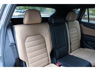 2025 Volkswagen Atlas Cross Sport 2.0T SEL R-Line Black