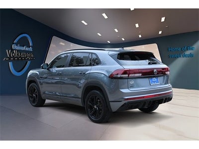 2025 Volkswagen Atlas Cross Sport 2.0T SEL R-Line Black