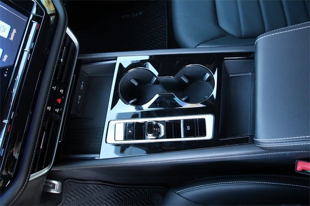 2025 Volkswagen Atlas Cross Sport 2.0T SEL R-Line Black