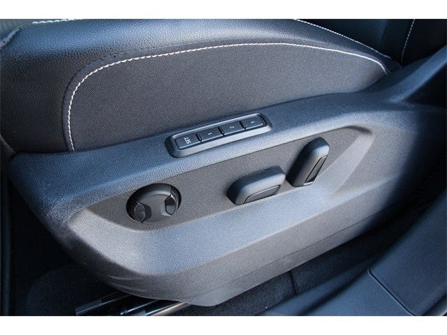 2025 Volkswagen Atlas Cross Sport 2.0T SEL R-Line Black