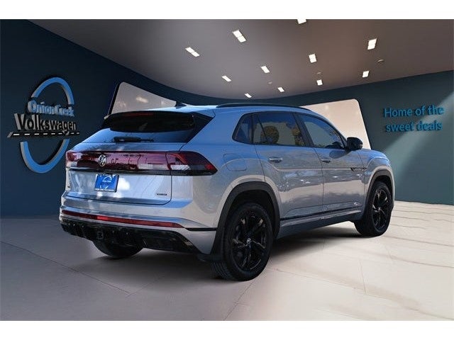 2025 Volkswagen Atlas Cross Sport 2.0T SEL R-Line Black