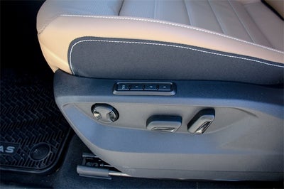 2026 Volkswagen Atlas Cross Sport 2.0T SEL