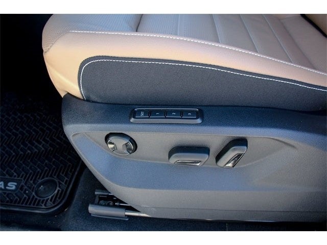 2026 Volkswagen Atlas Cross Sport 2.0T SEL