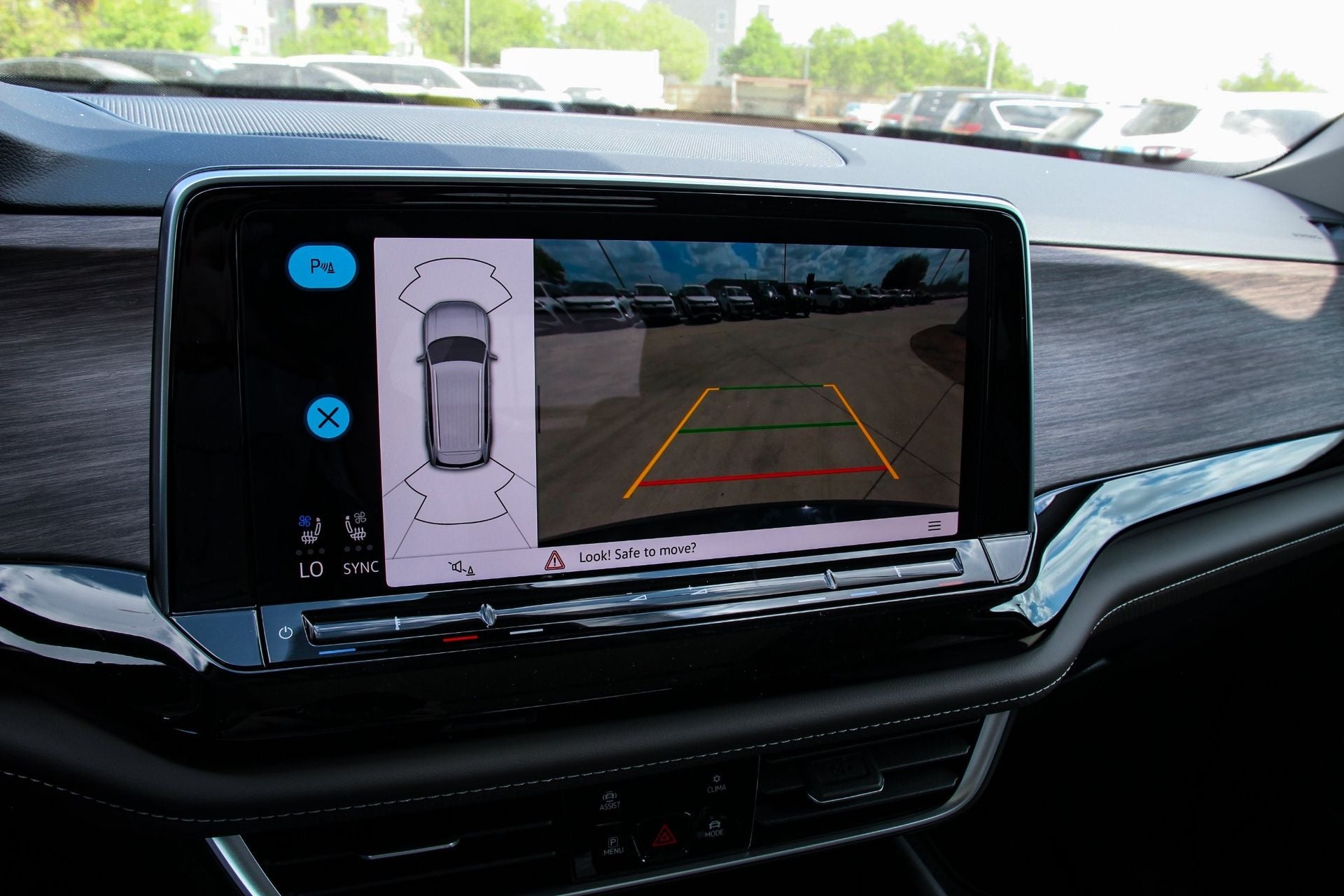 2026 Volkswagen Atlas 2.0T SEL