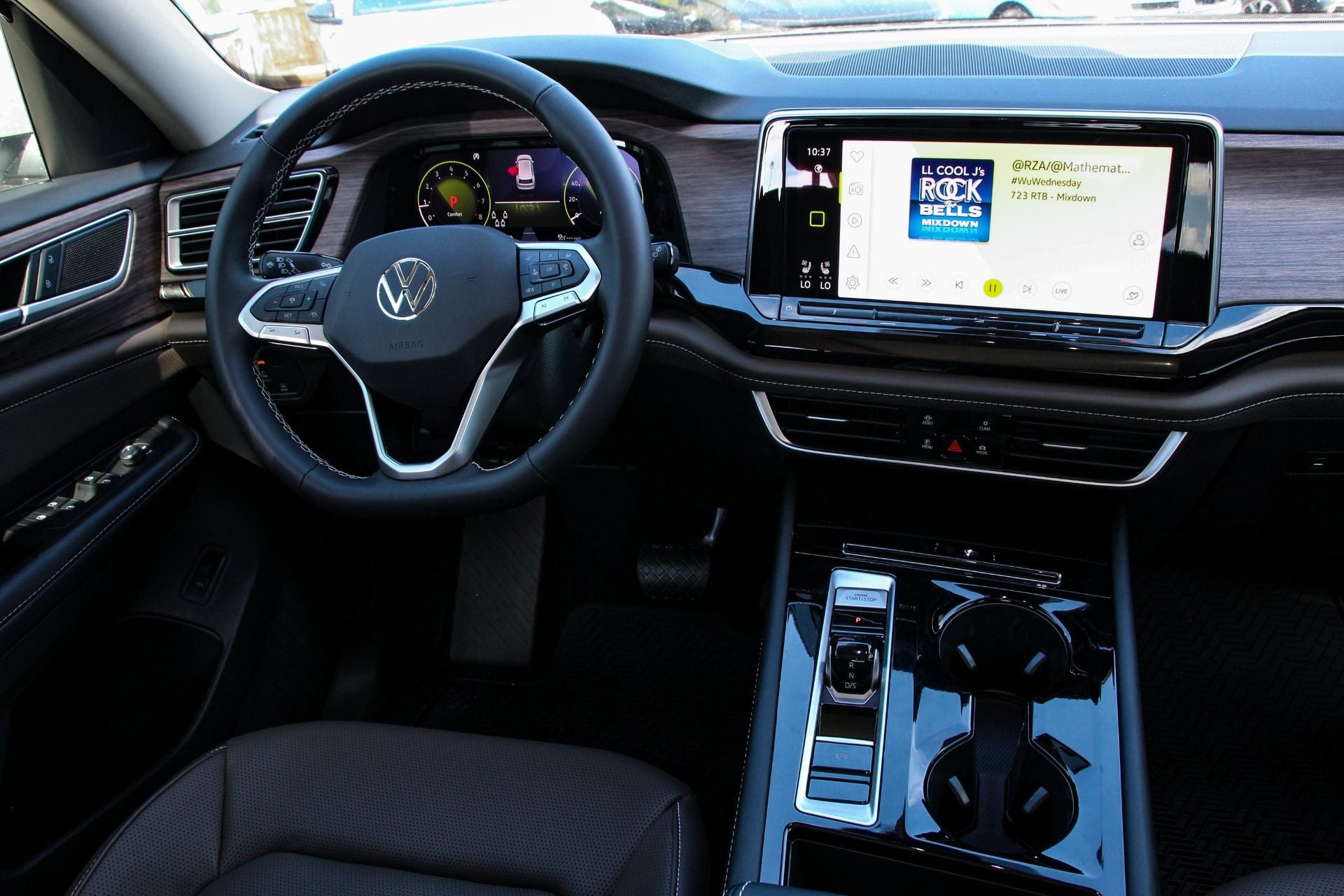 2026 Volkswagen Atlas 2.0T SEL