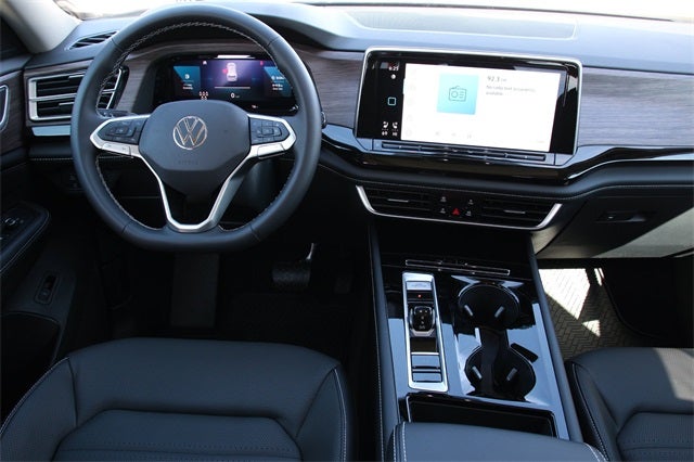 2026 Volkswagen Atlas 2.0T SEL