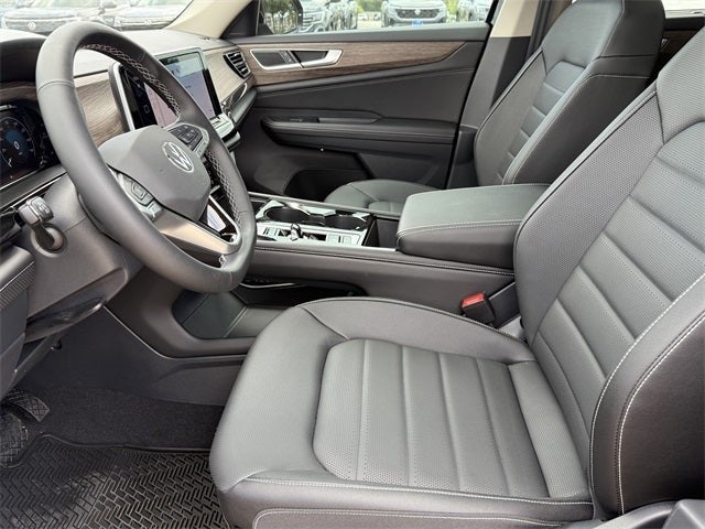 2025 Volkswagen Atlas 2.0T SEL