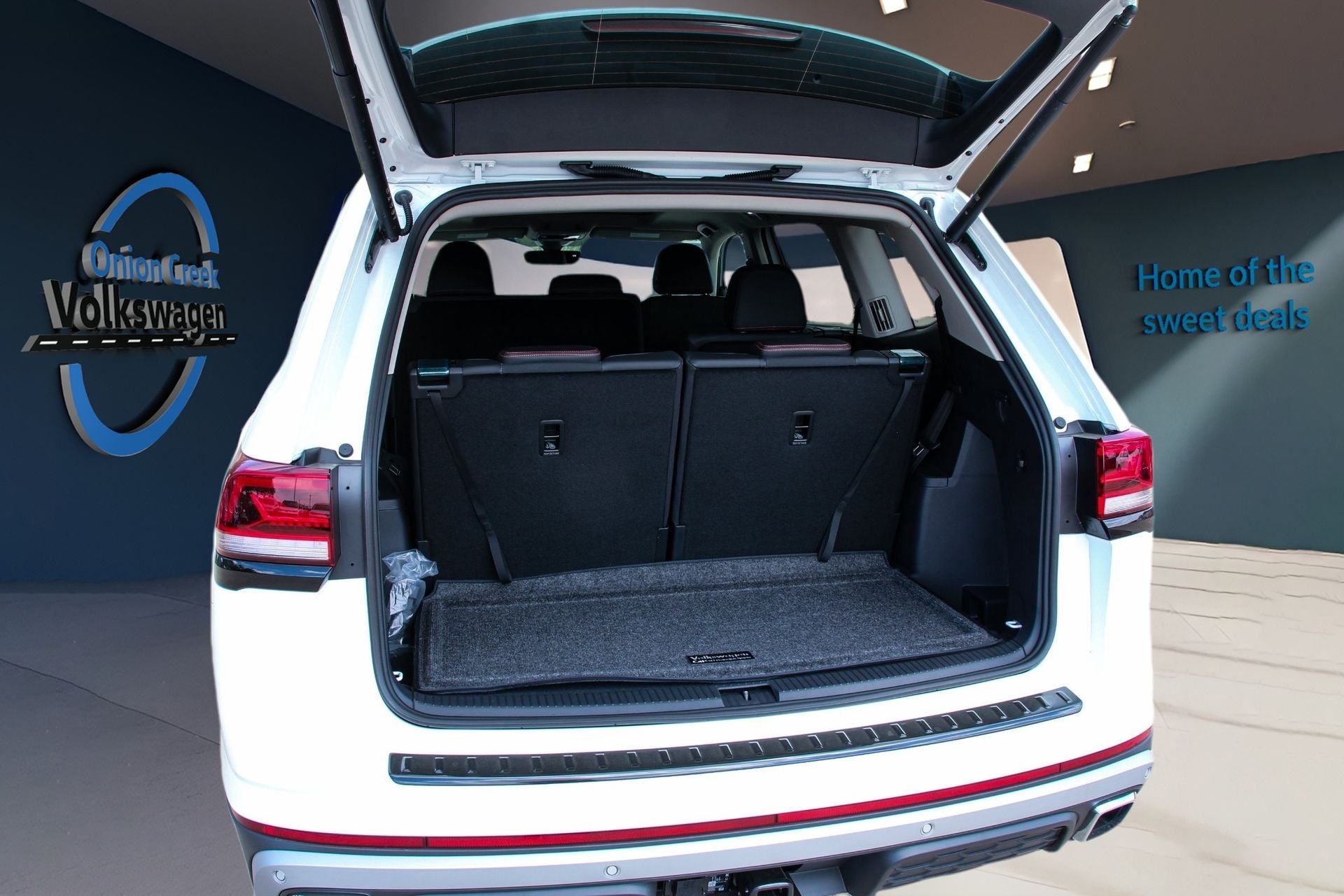 2026 Volkswagen Atlas 2.0T Peak Edition