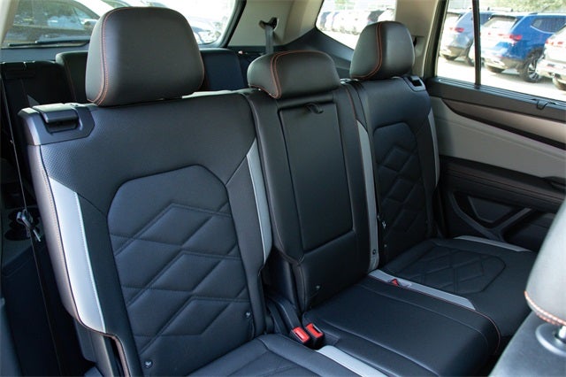 2025 Volkswagen Atlas 2.0T Peak Edition