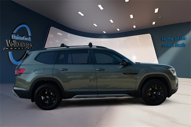 2025 Volkswagen Atlas 2.0T Peak Edition