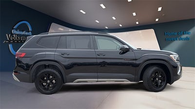 2025 Volkswagen Atlas 2.0T Peak Edition