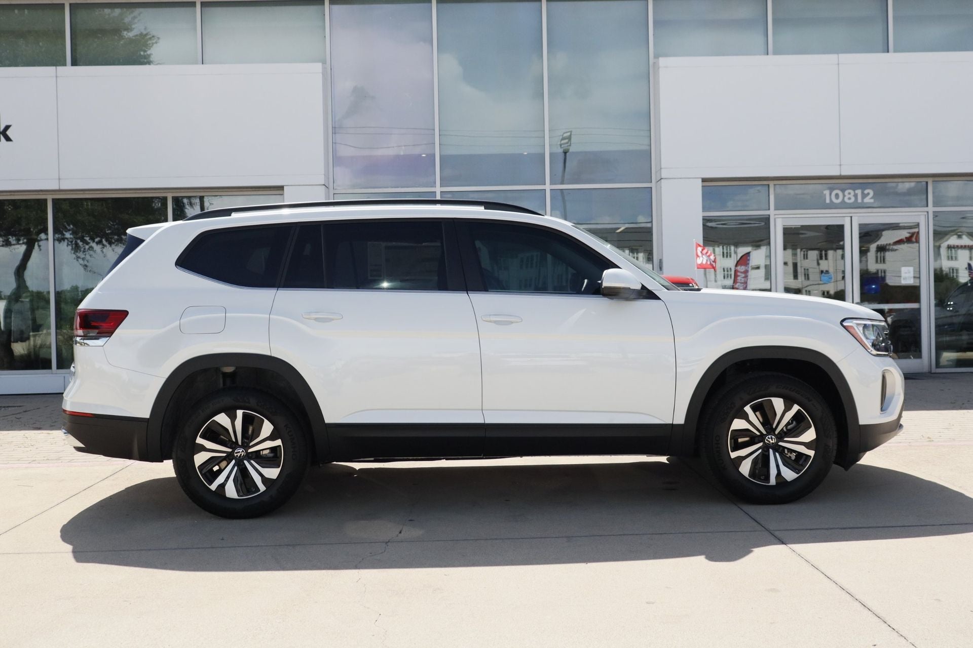 2026 Volkswagen Atlas 2.0T SE