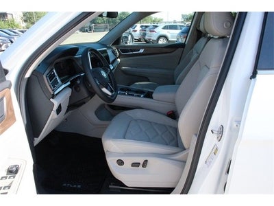 2026 Volkswagen Atlas 2.0T SE