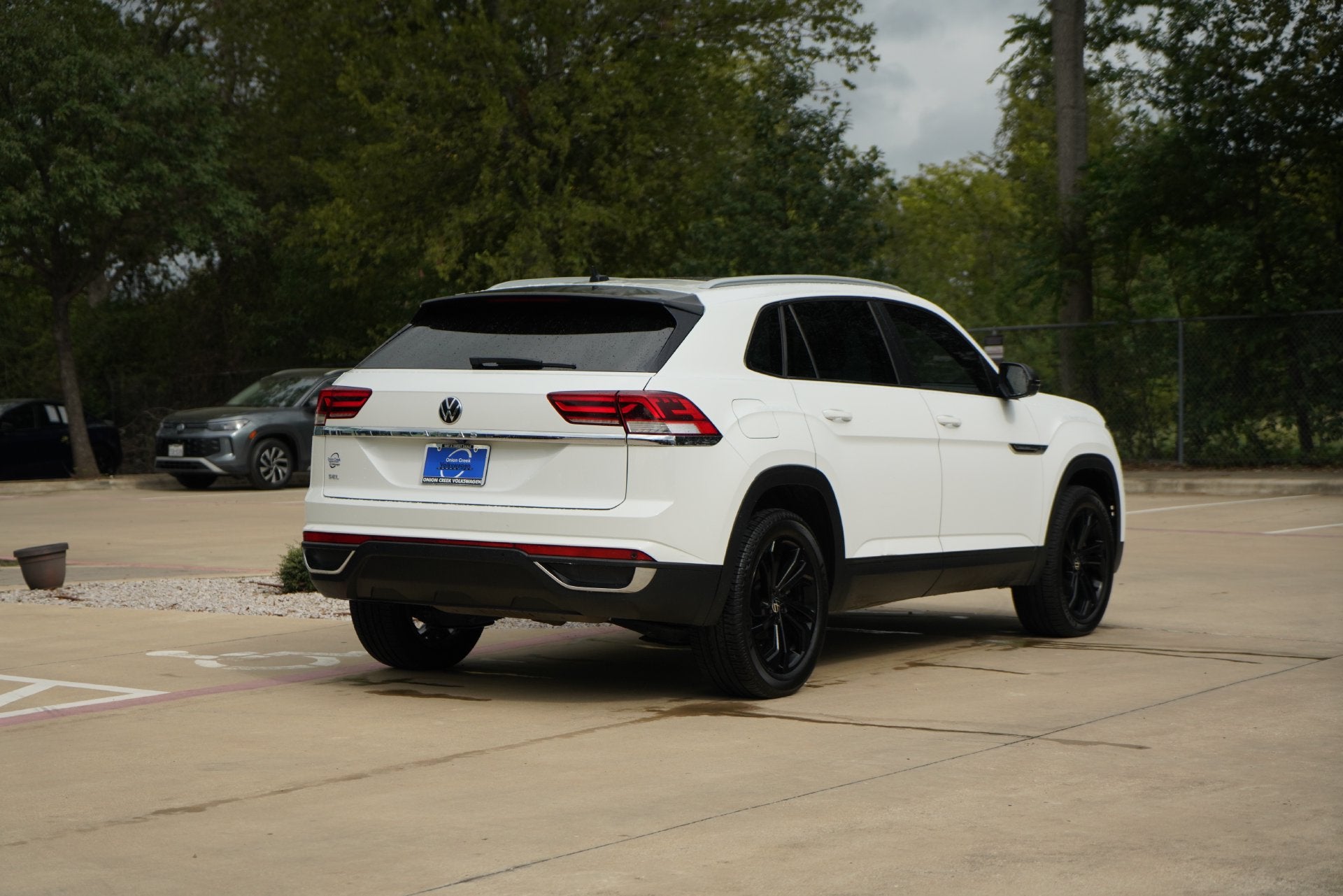 2020 Volkswagen Atlas Cross Sport 2.0T SEL