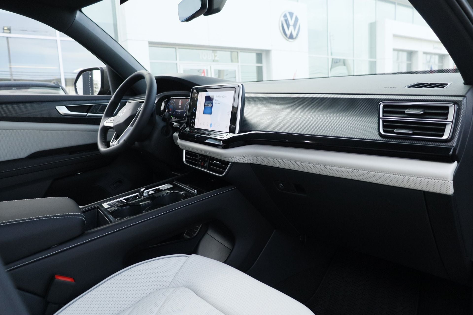 2026 Volkswagen Atlas Cross Sport 2.0T SEL Premium R-Line