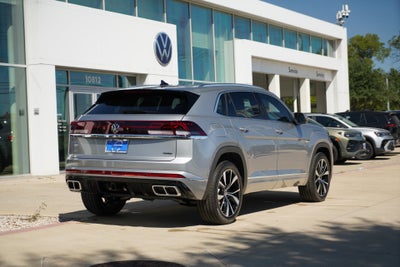 2026 Volkswagen Atlas Cross Sport 2.0T SEL Premium R-Line