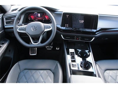 2026 Volkswagen Atlas Cross Sport 2.0T SEL Premium R-Line