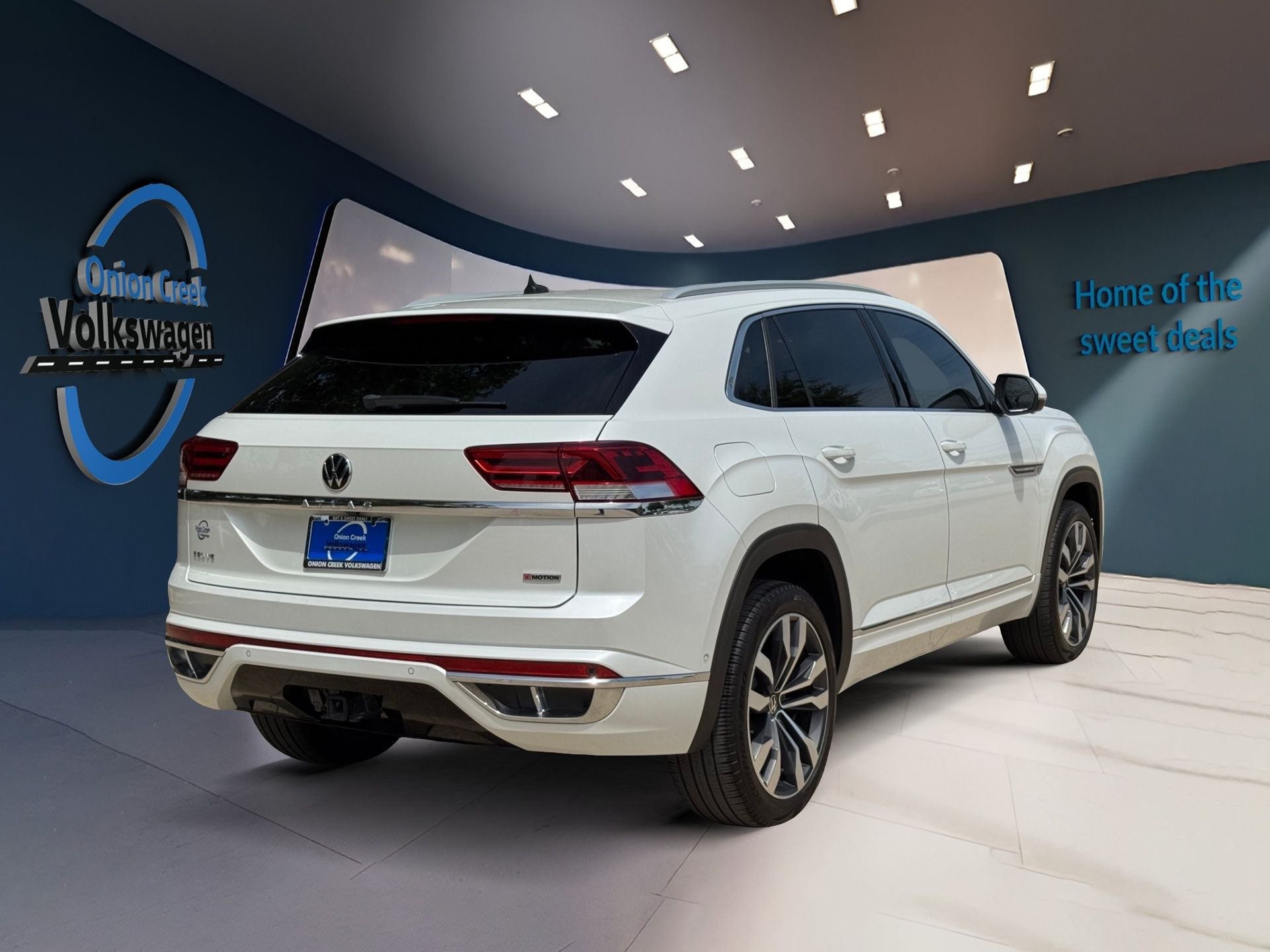 2022 Volkswagen Atlas Cross Sport 3.6L V6 SEL Premium R-Line