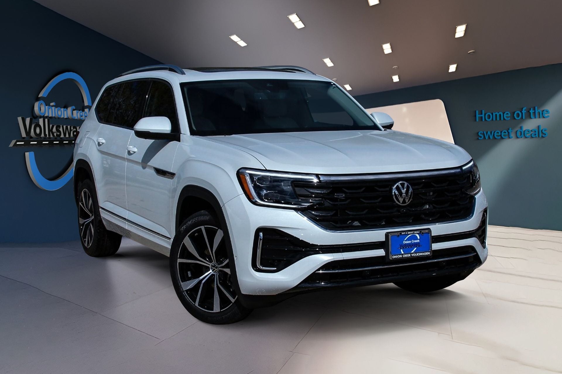 2026 Volkswagen Atlas 2.0T SEL Premium R-Line