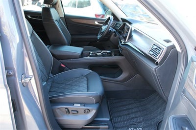 2025 Volkswagen Atlas 2.0T SEL Premium R-Line