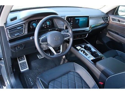 2025 Volkswagen Atlas 2.0T SEL Premium R-Line