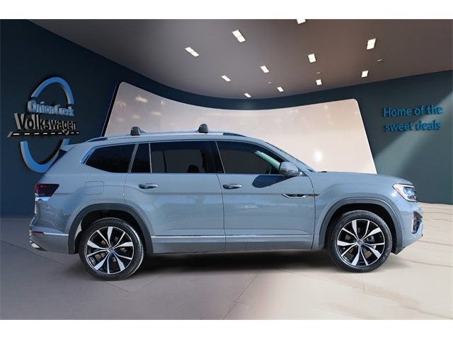2025 Volkswagen Atlas 2.0T SEL Premium R-Line