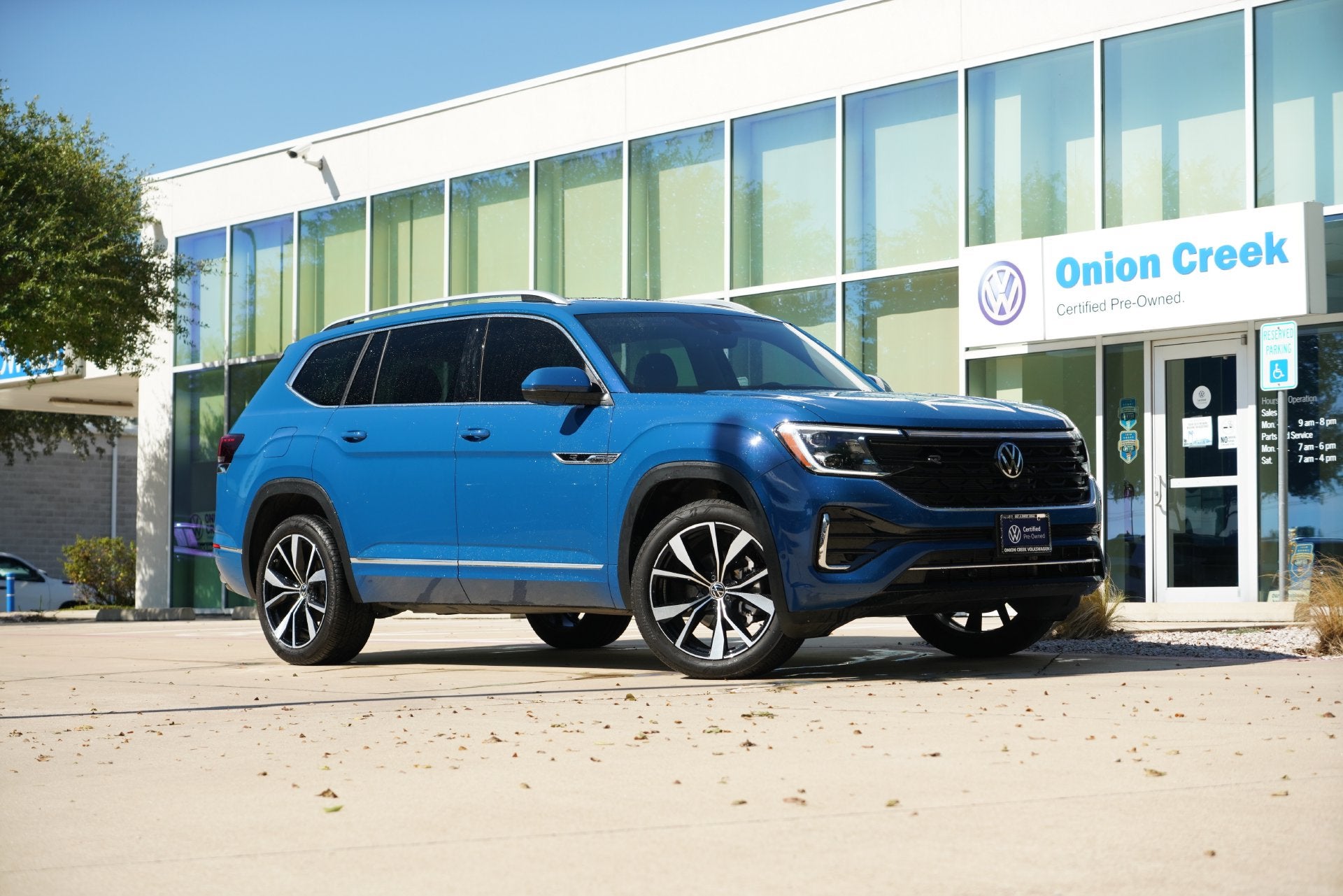 2025 Volkswagen Atlas 2.0T SEL Premium R-Line