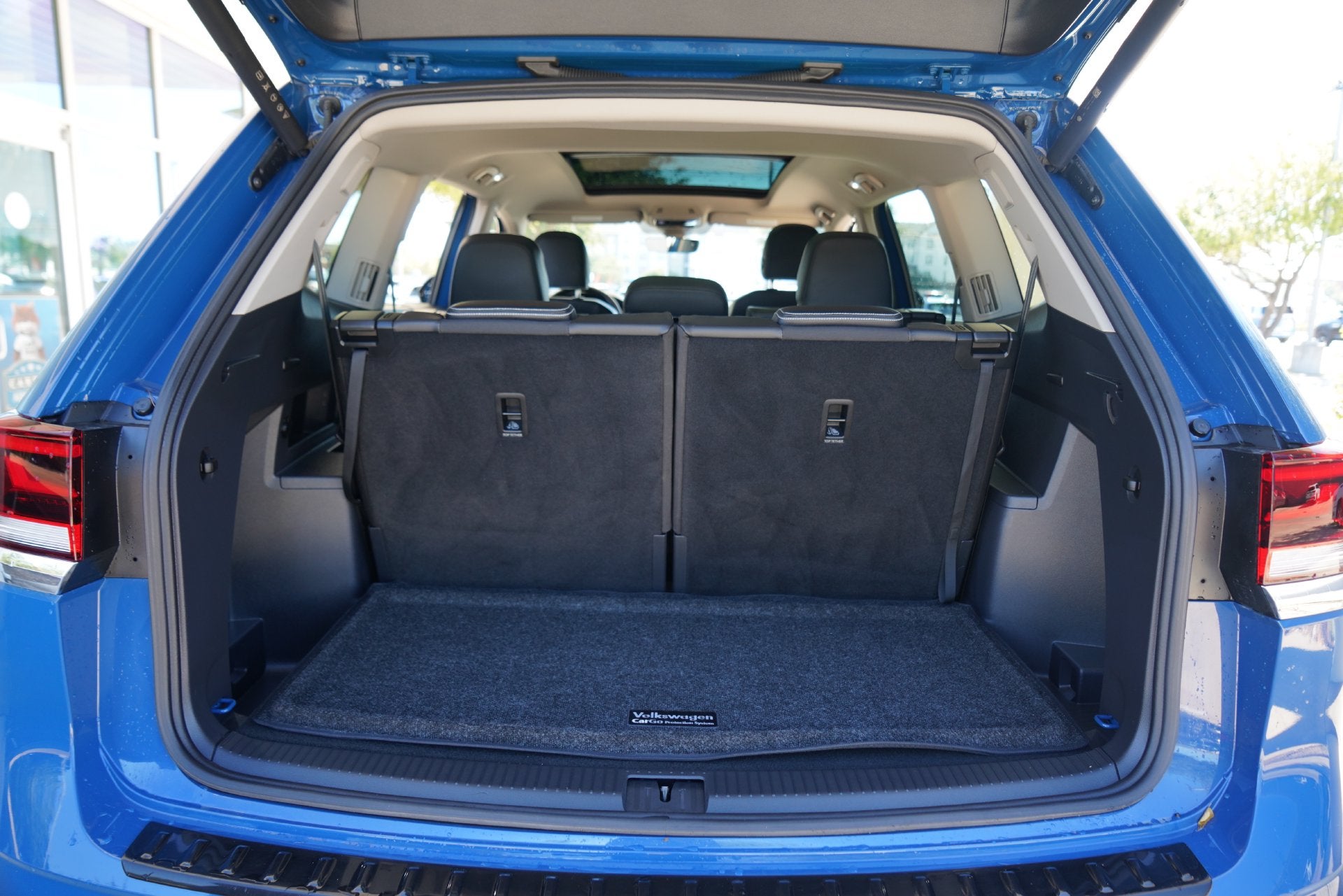 2025 Volkswagen Atlas 2.0T SEL Premium R-Line