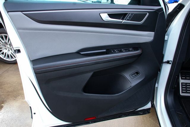 2024 Volkswagen Atlas 2.0T Peak Edition SEL