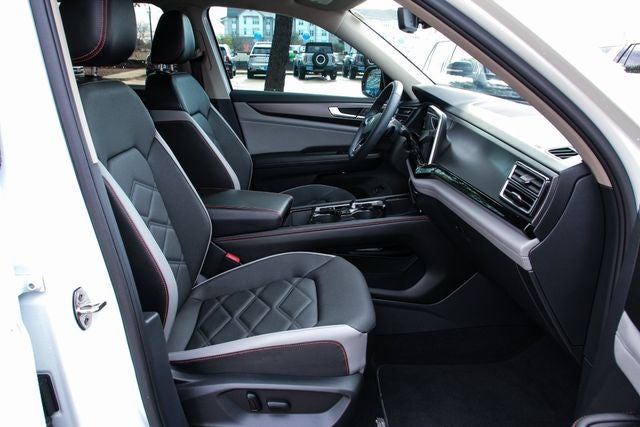 2024 Volkswagen Atlas 2.0T Peak Edition SEL